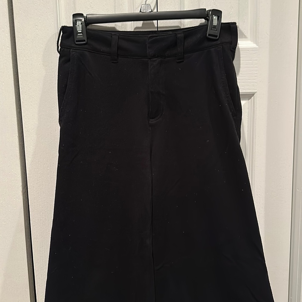 Wide leg pants